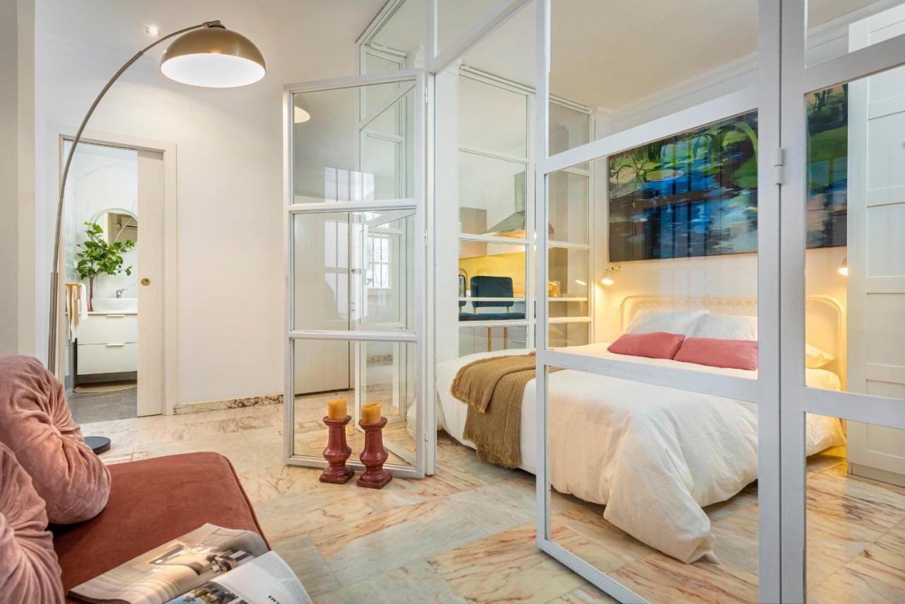 Unico Alcazar Apartment เซบีญา ภายนอก รูปภาพ